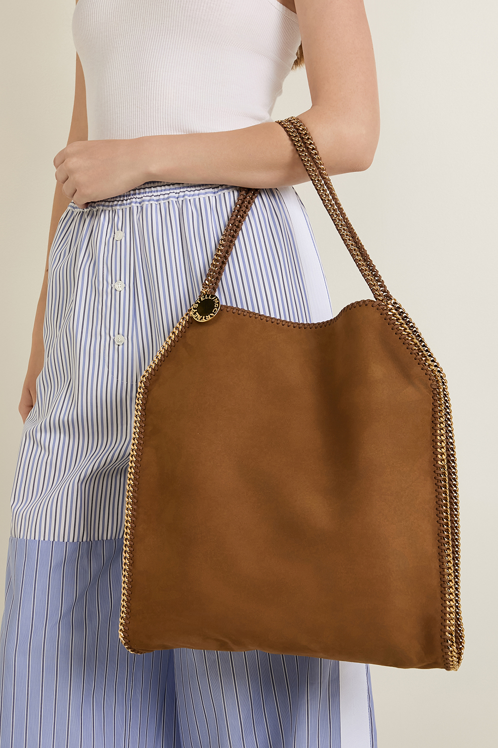 תמונת כל הלוק של תיק STELLA MCCARTNEY
